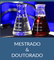 Texto: mestrado doutorado. Foto: dois vidros de laboratório com líquido