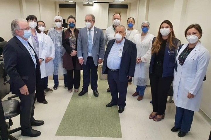 Ministro da Saúde, Marcelo Queiroga (ao centro), em visita à Unifesp (Créditos: Escola Paulista de Enfermagem/Unifesp)